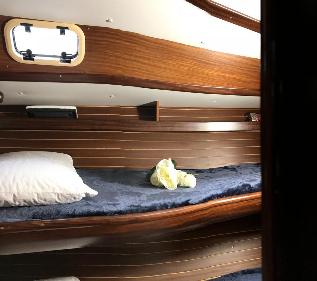 Bed&Boat Eolo 3 Hotell Venedig Exteriör bild